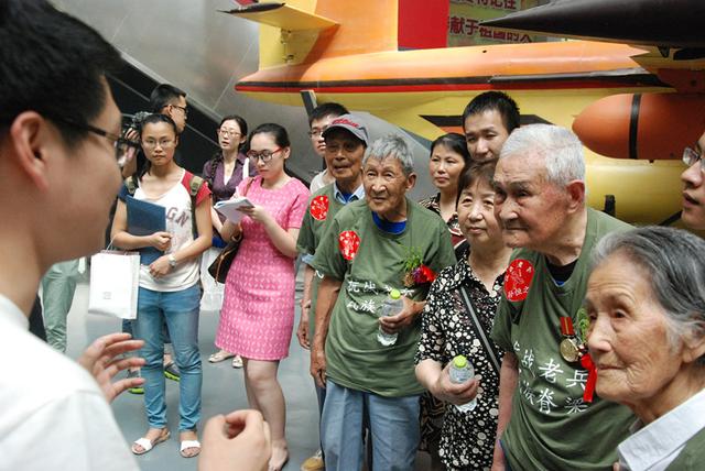 九旬老兵与beat36590后学子共忆抗战岁月